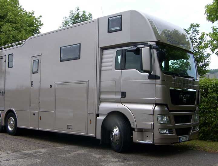 Racing trailer